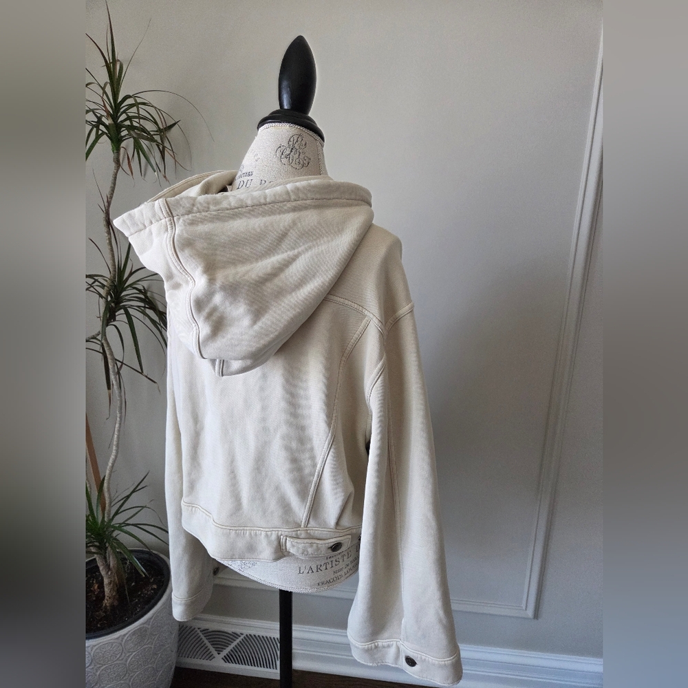 Free People Dreamers Cropped Knit Jacket with Two Breast Pockets Sz.M - Picture 3 of 15